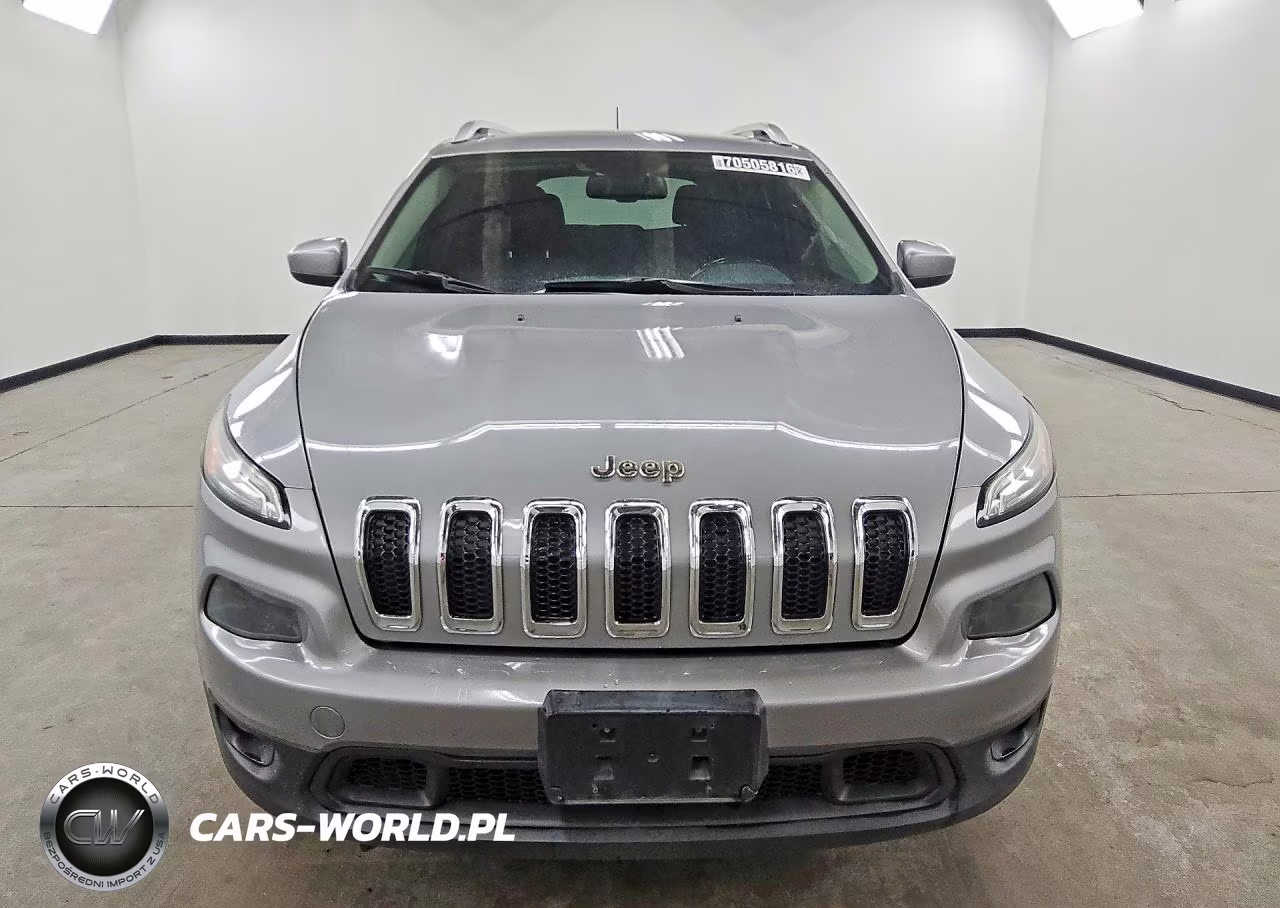 2015 Jeep Cherokee Latitude VIN:1C4PJMCS4FW528677 - 5
