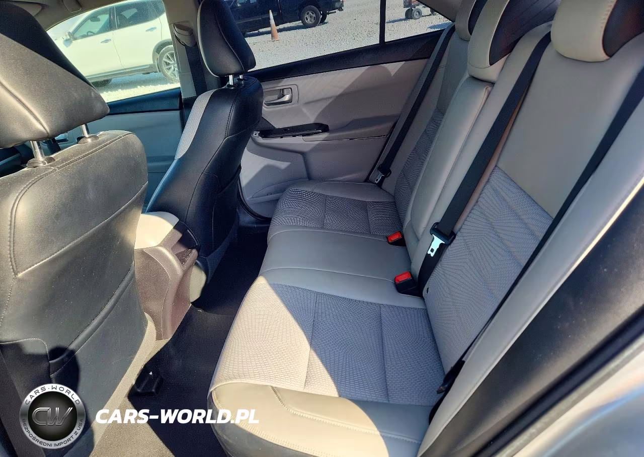 2016 Toyota Camry Se VIN:4T1BF1FK0GU245207 - 10