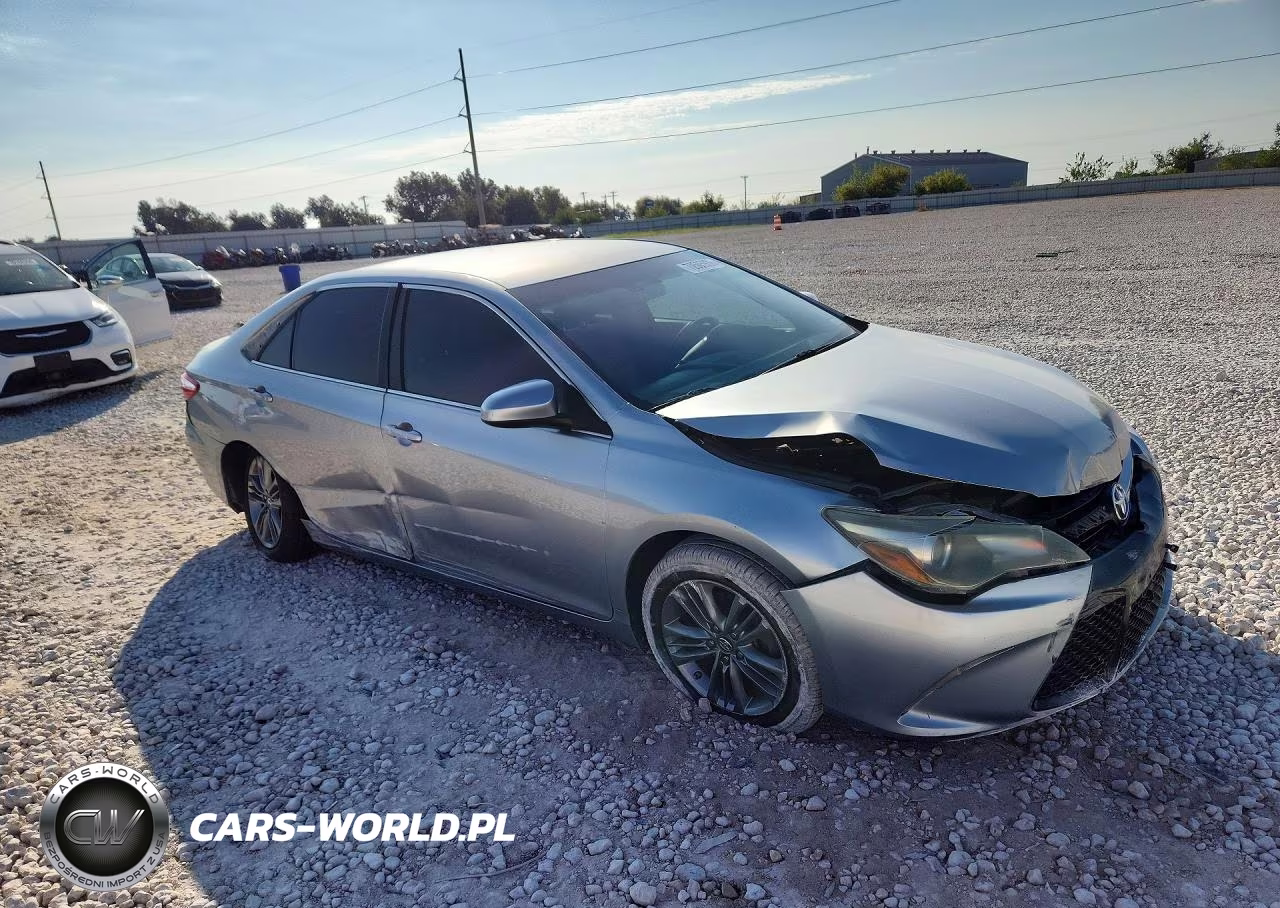 2016 Toyota Camry Se VIN:4T1BF1FK0GU245207 - 4