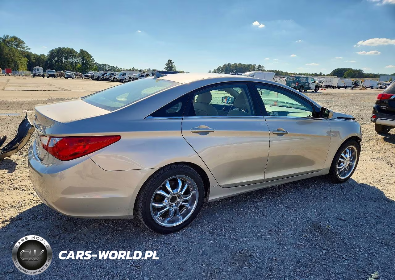 2011 Hyundai Sonata Gls VIN:5NPEB4ACXBH115212 - 3