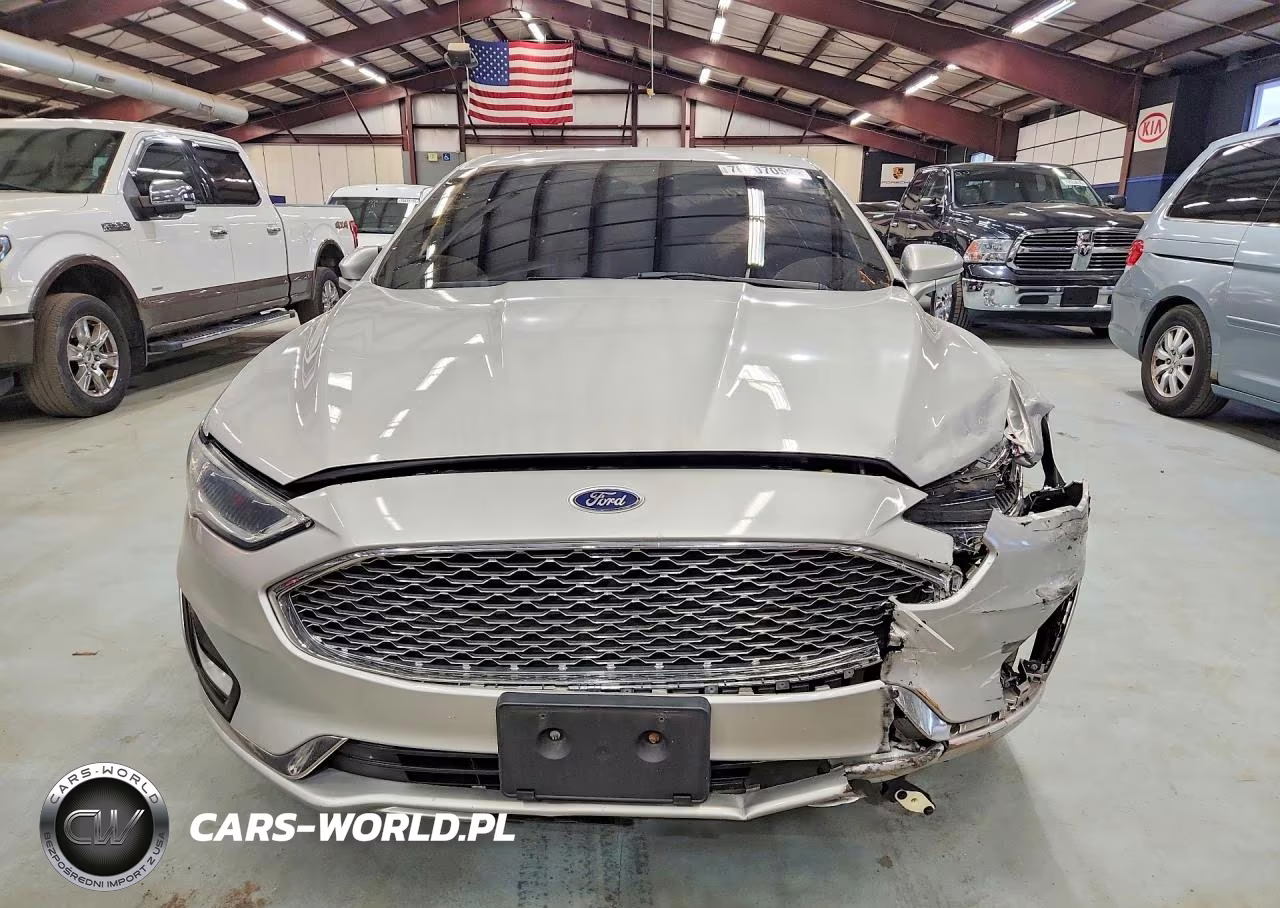 2019 Ford Fusion Titanium VIN:3FA6P0SU9KR157394 - 5