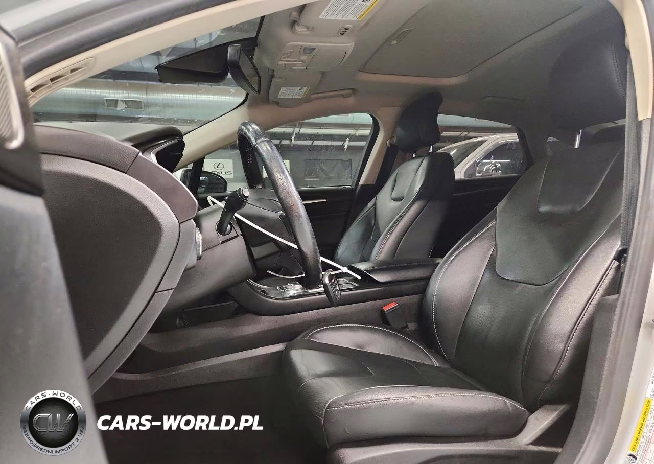 2019 Ford Fusion Titanium VIN:3FA6P0SU9KR157394 - 7