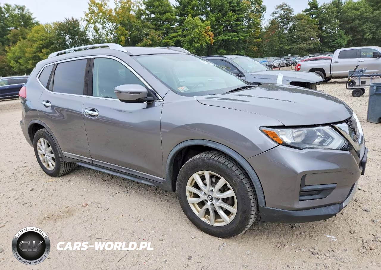 2018 Nissan Rogue Sv VIN:KNMAT2MV1JP590182 - 4
