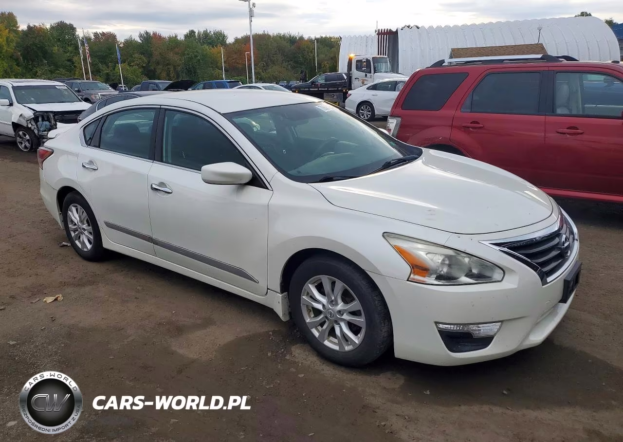 2015 Nissan Altima 2.5 S VIN:1N4AL3APXFC162532 - 4
