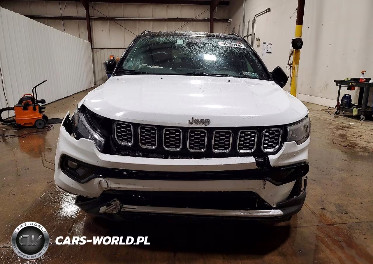 2025 Jeep Compass Limited VIN:3C4NJDCNXST504885 - 5