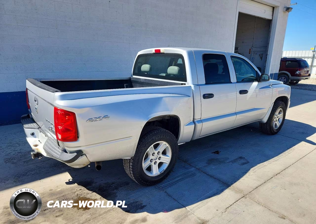 2011 Dodge Dakota Slt VIN:1D7RW3GK4BS525705 - 3