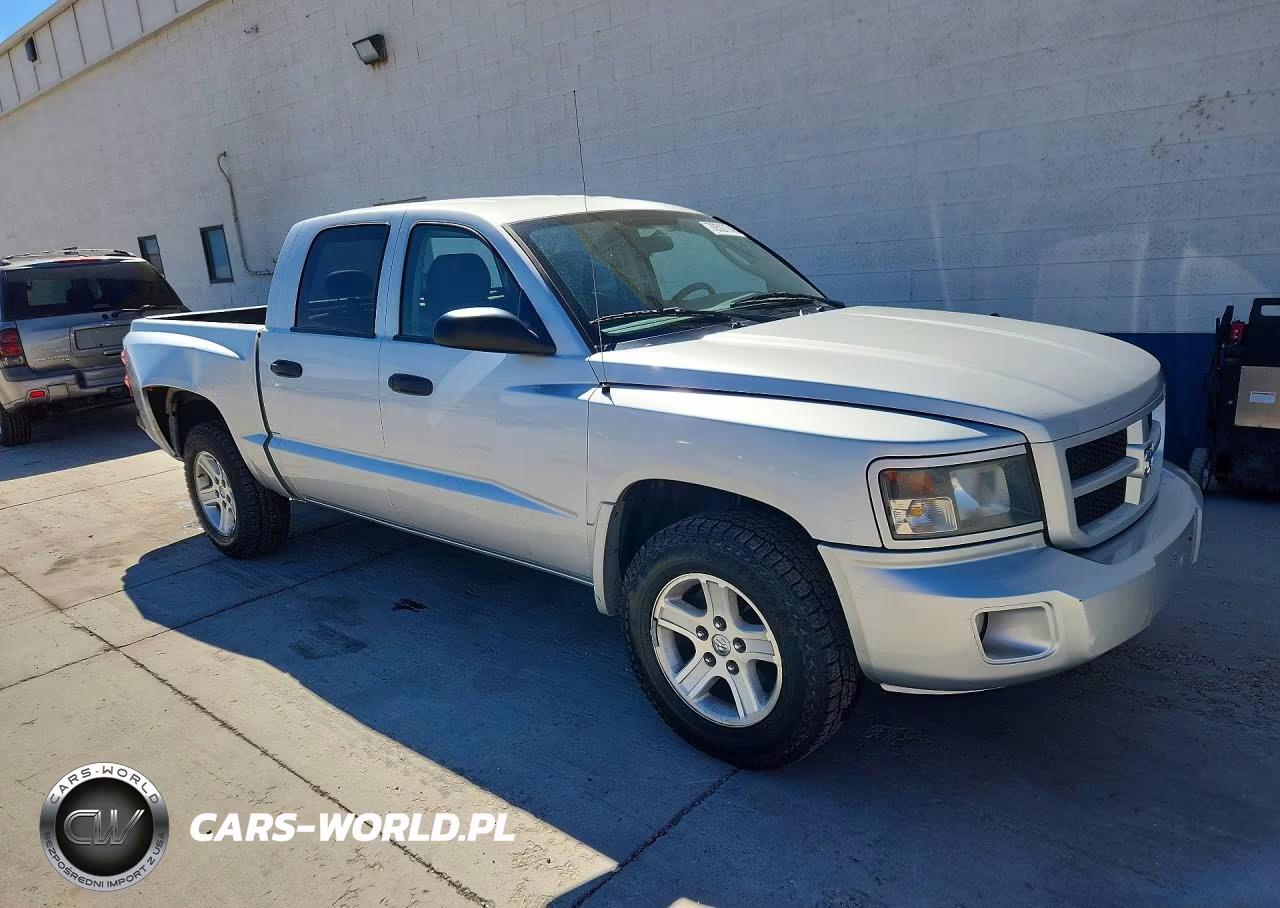 2011 Dodge Dakota Slt VIN:1D7RW3GK4BS525705 - 4