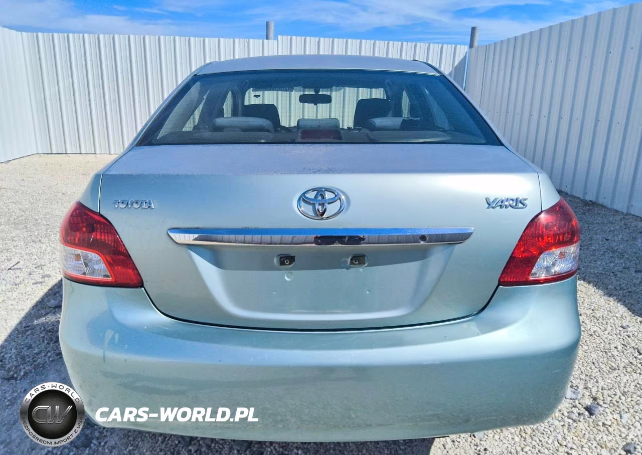 2010 Toyota Yaris Base VIN:JTDBT4K39A4072856 - 6