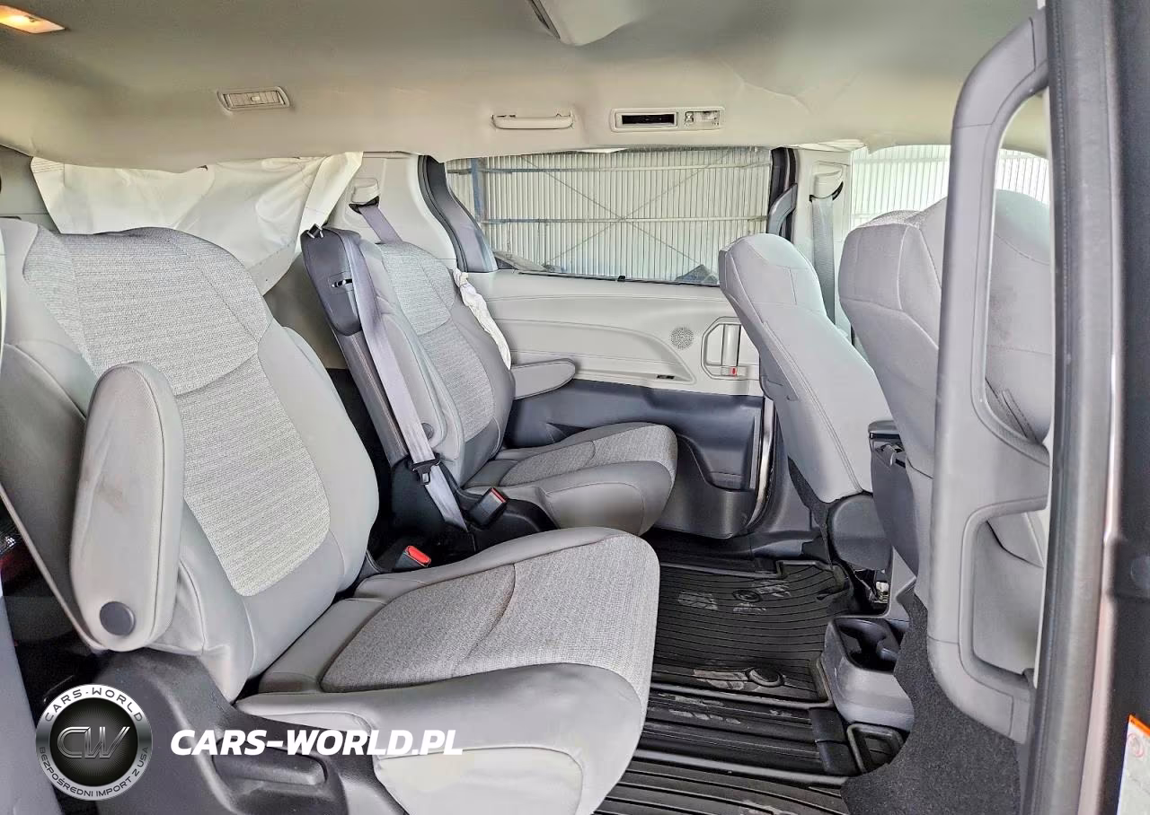 2022 Toyota Sienna Le VIN:5TDKRKEC1NS118575 - 11