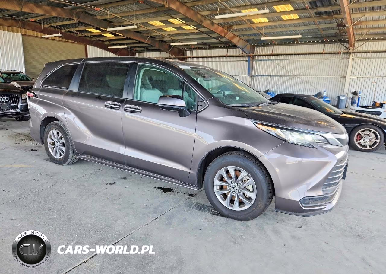 2022 Toyota Sienna Le VIN:5TDKRKEC1NS118575 - 4