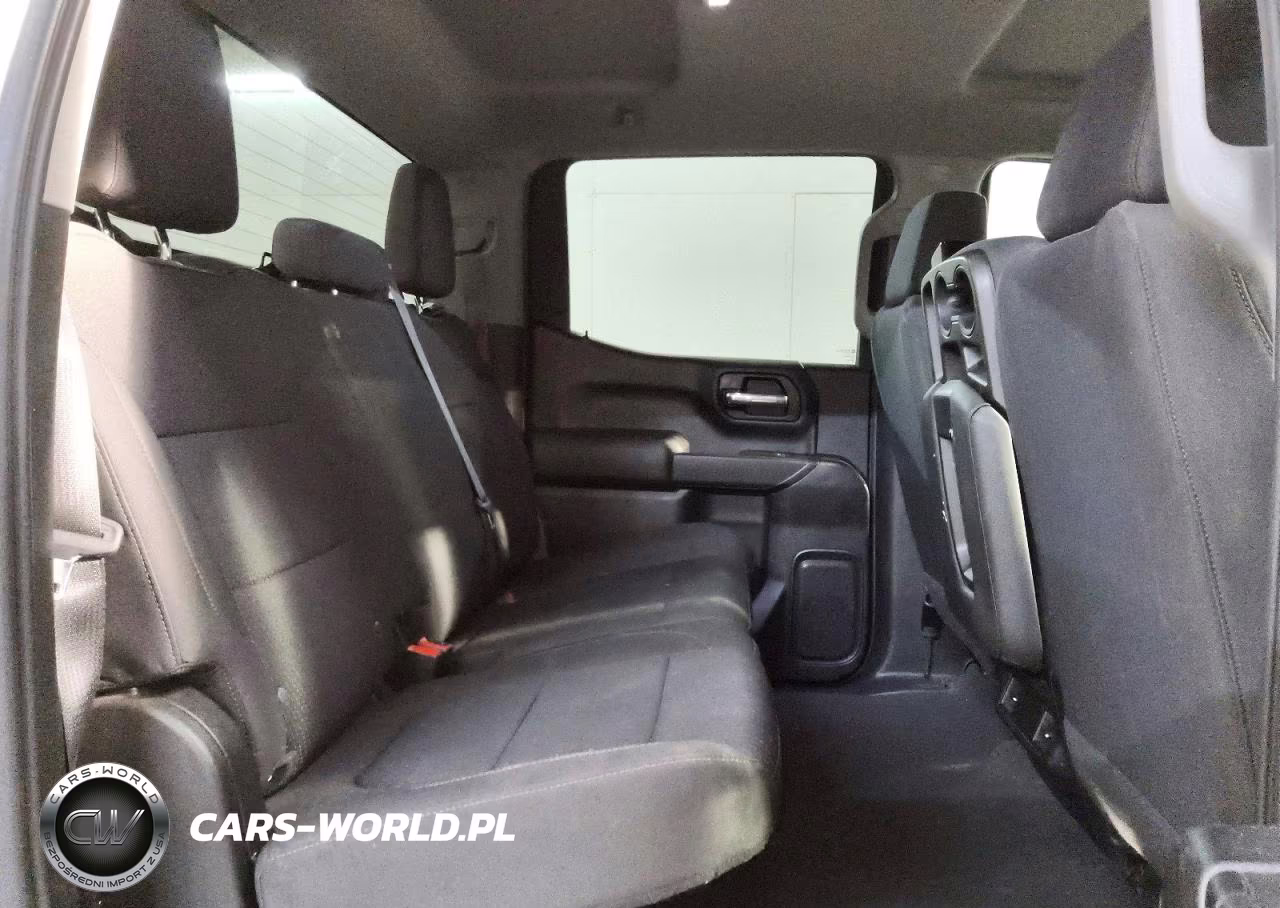 2022 Chevrolet Silverado Ltd K1500 Custom VIN:1GCPYBEK9NZ145098 - 10