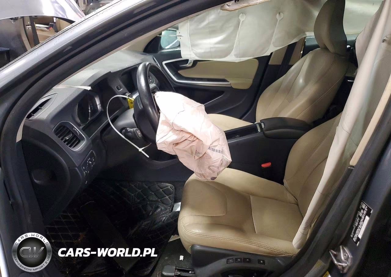 2017 Volvo V60 T5 Premier VIN:YV140MEK0H1331227 - 7