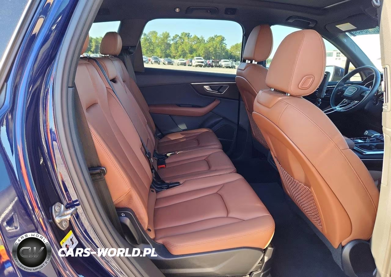 2021 Audi Q7 Premium Plus VIN:WA1LXAF72MD039958 - 11