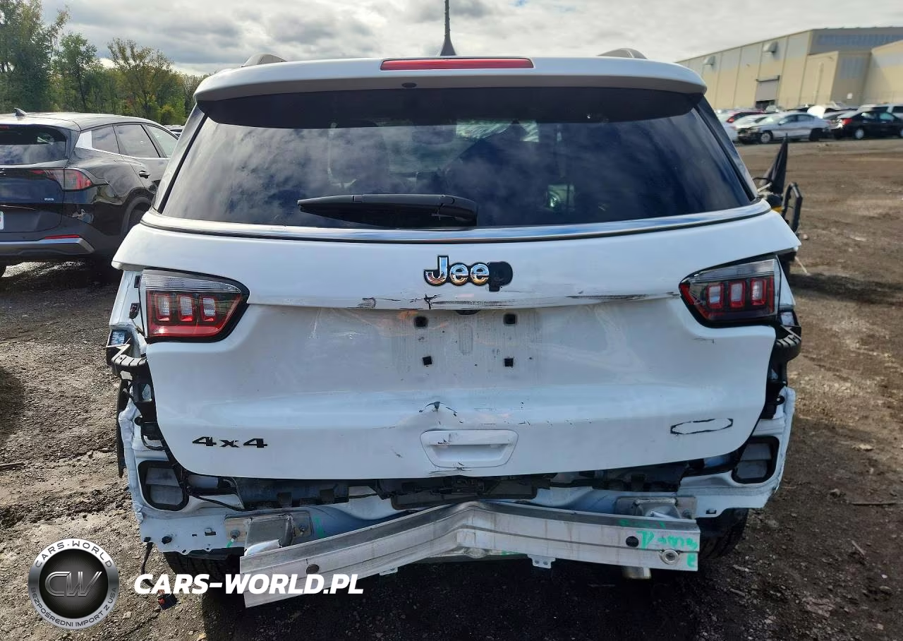 2025 Jeep Compass Latitude VIN:3C4NJDBN5ST580029 - 6