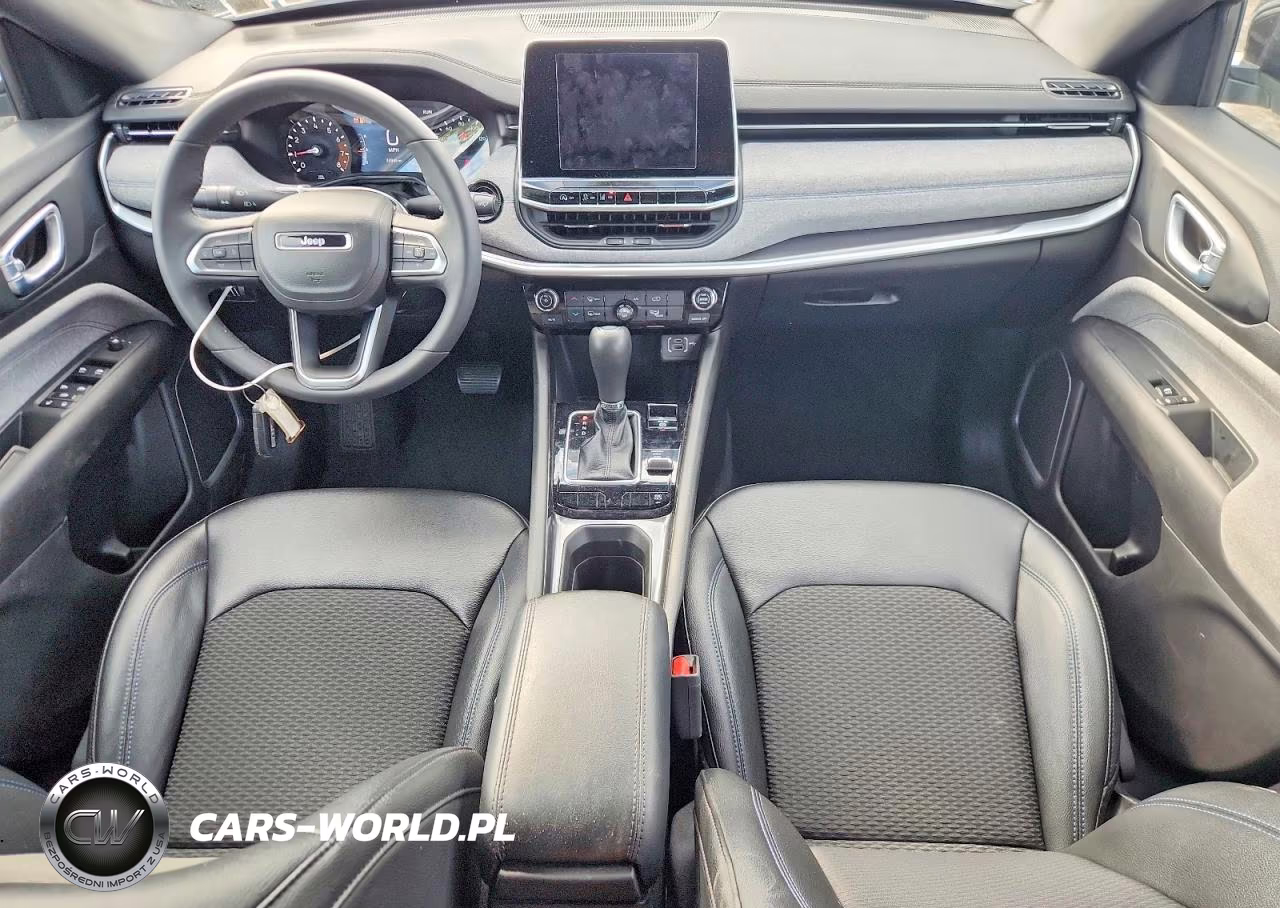 2025 Jeep Compass Latitude VIN:3C4NJDBN5ST580029 - 8