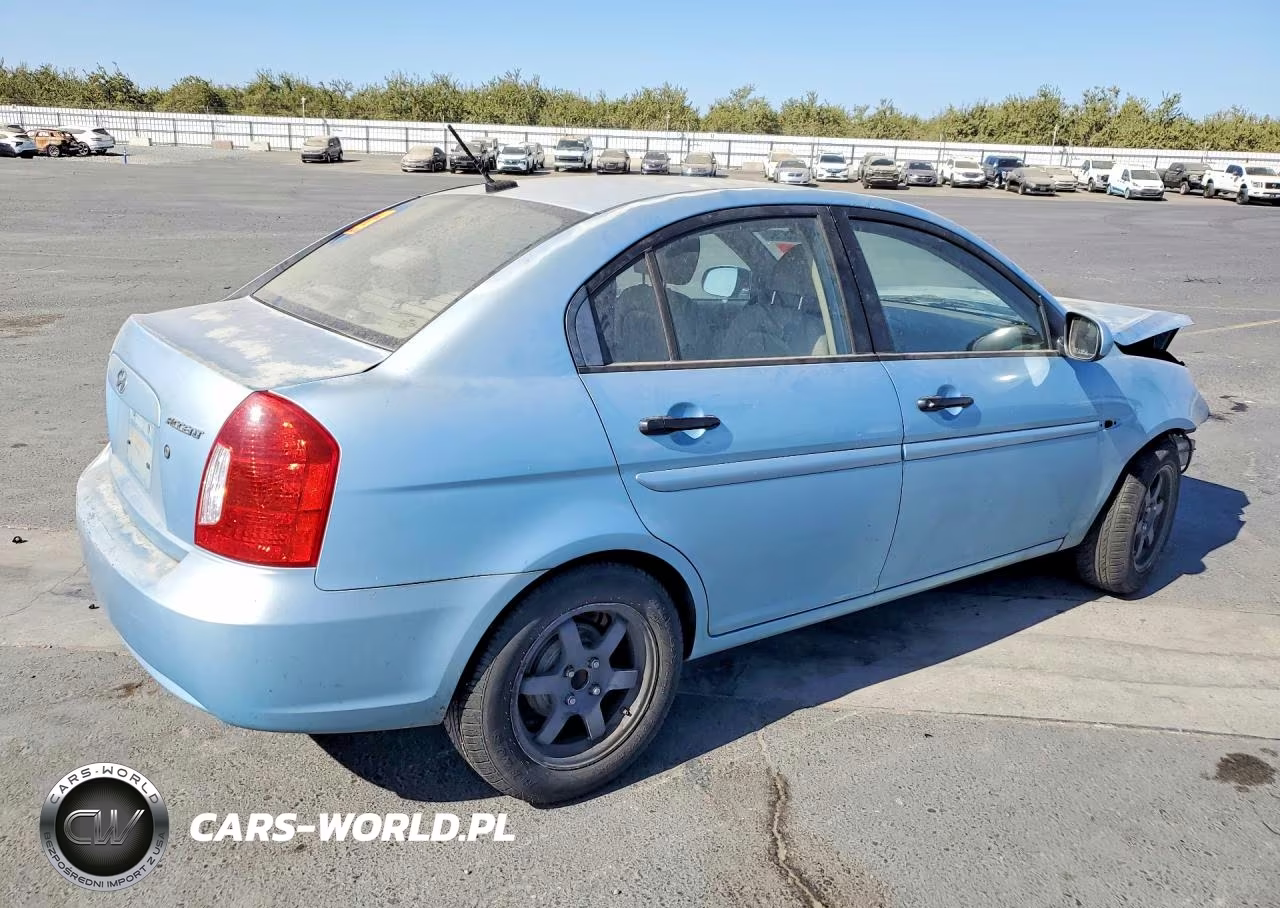 2010 Hyundai Accent Gls VIN:KMHCN4AC6AU419328 - 3