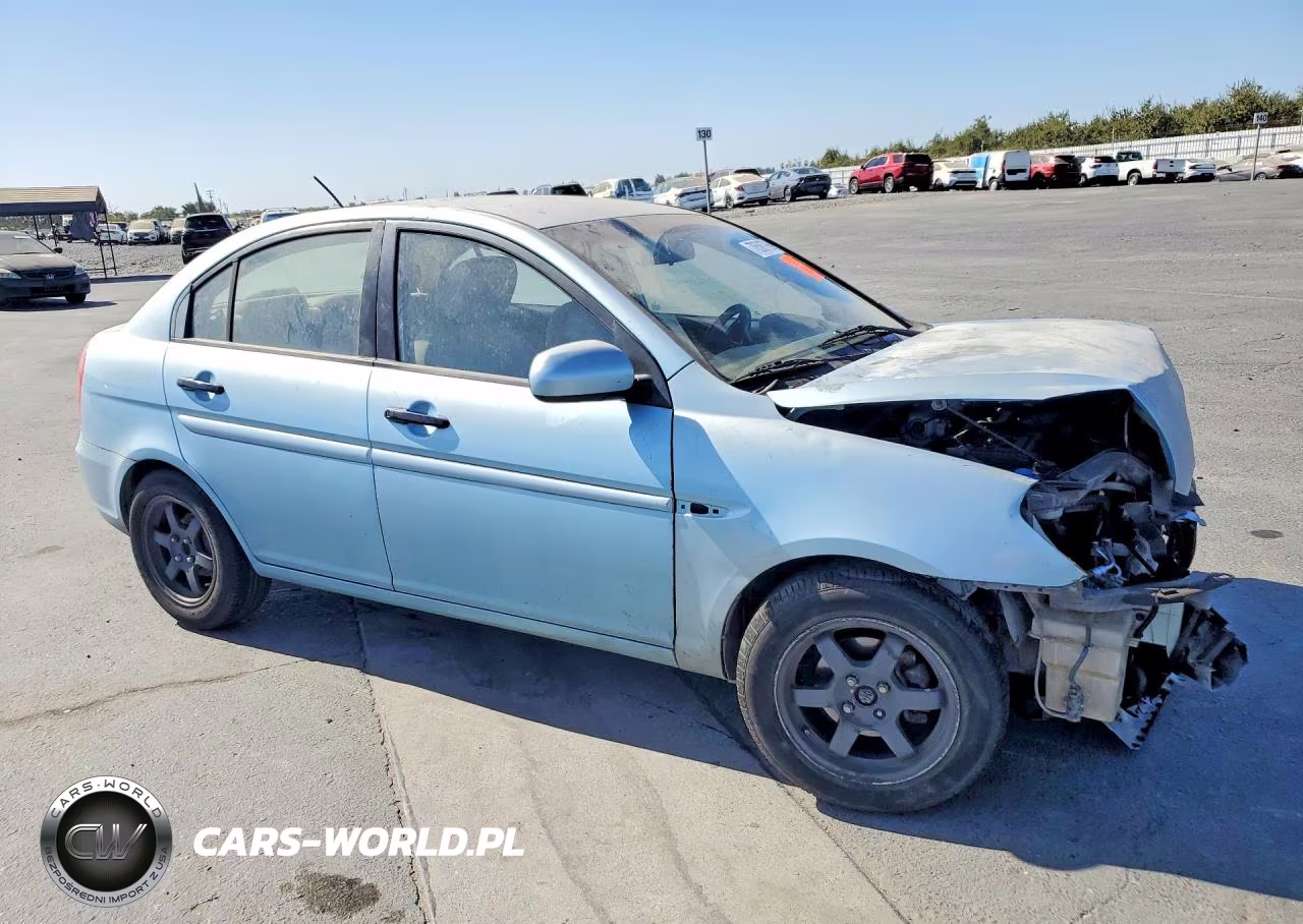 2010 Hyundai Accent Gls VIN:KMHCN4AC6AU419328 - 4
