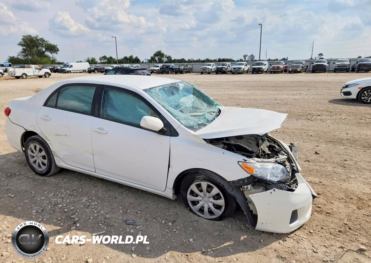 2011 Toyota Corolla Le VIN:JTDBU4EE5B9150208 - 4