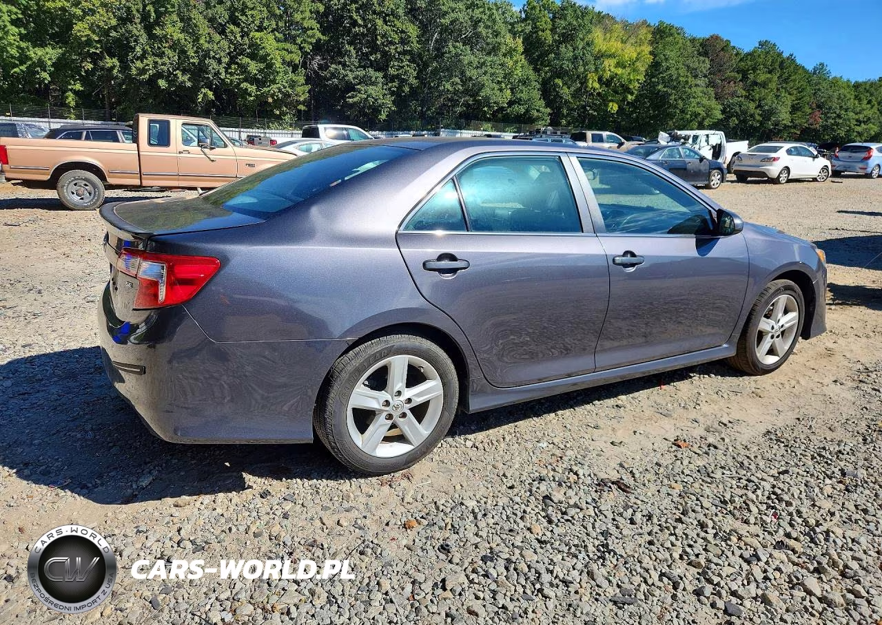 2014 Toyota Camry Se VIN:4T1BF1FKXEU841051 - 3