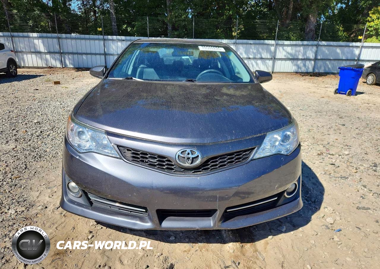 2014 Toyota Camry Se VIN:4T1BF1FKXEU841051 - 5