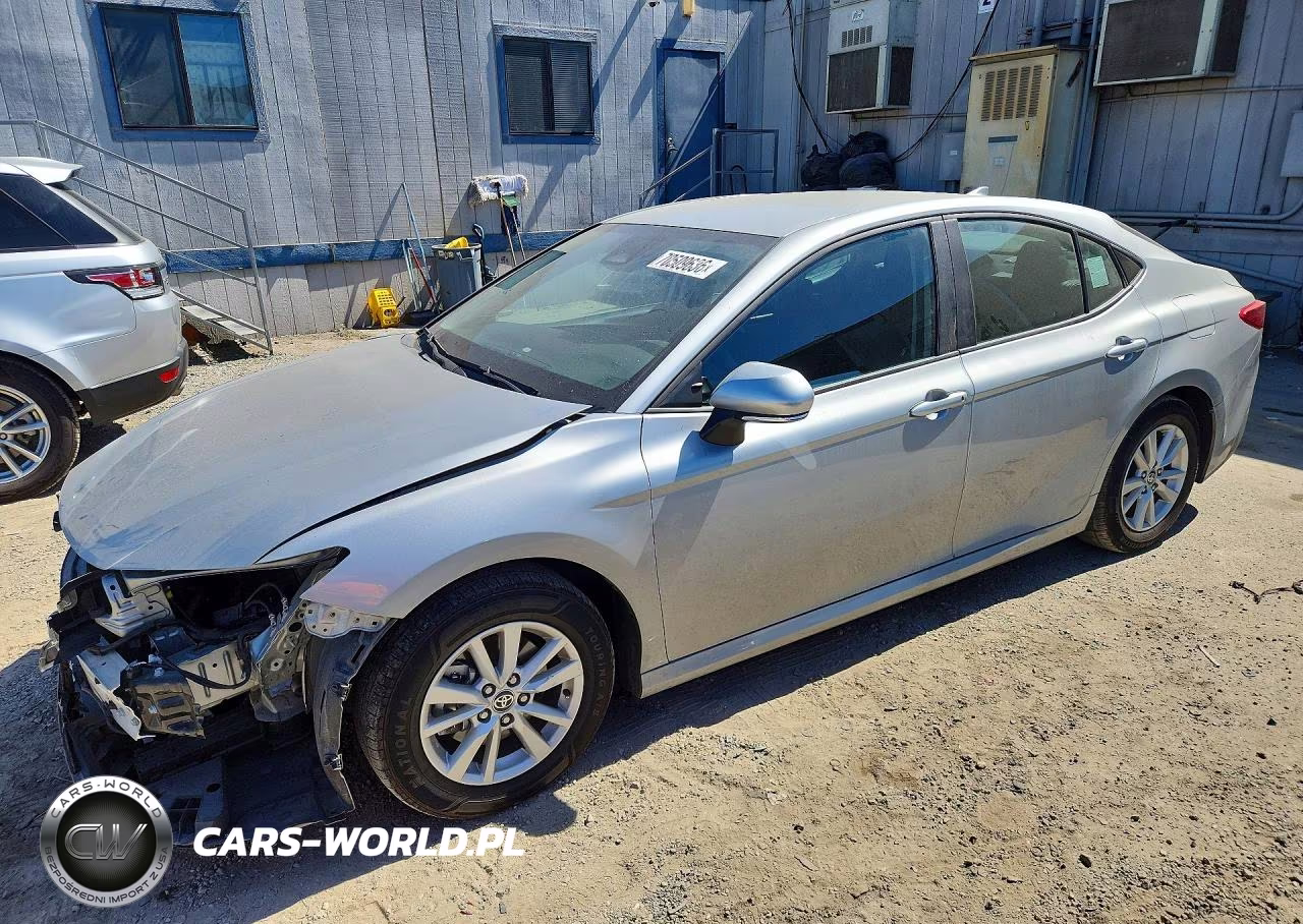 2025 Toyota Camry Le VIN:4T1DAACK1SU011596 - 1