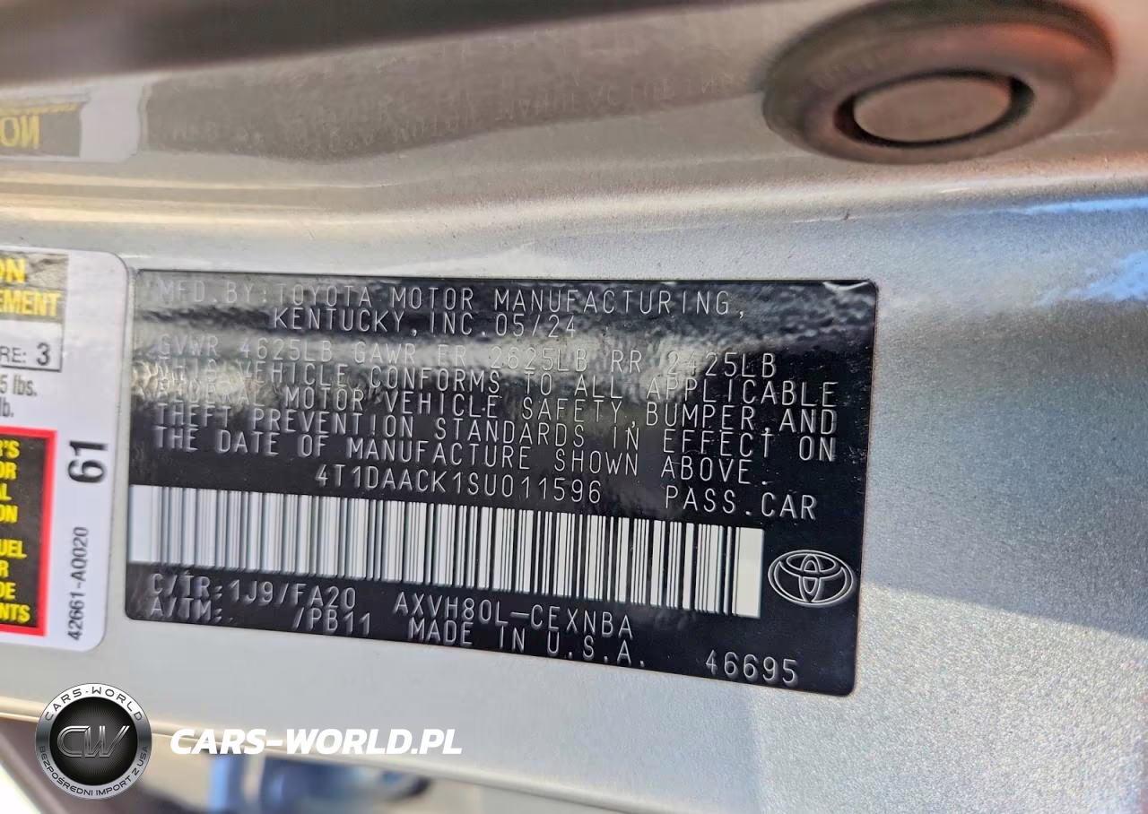 2025 Toyota Camry Le VIN:4T1DAACK1SU011596 - 13