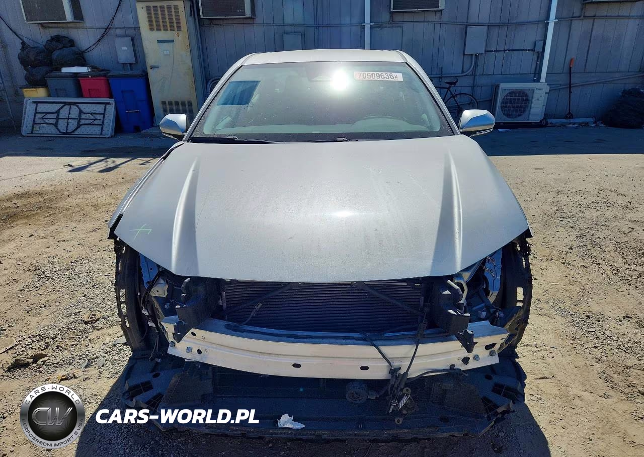 2025 Toyota Camry Le VIN:4T1DAACK1SU011596 - 5