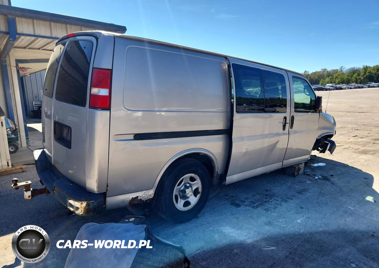 2007 Chevrolet Express G1500 VIN:1GCFH15T671204141 - 3