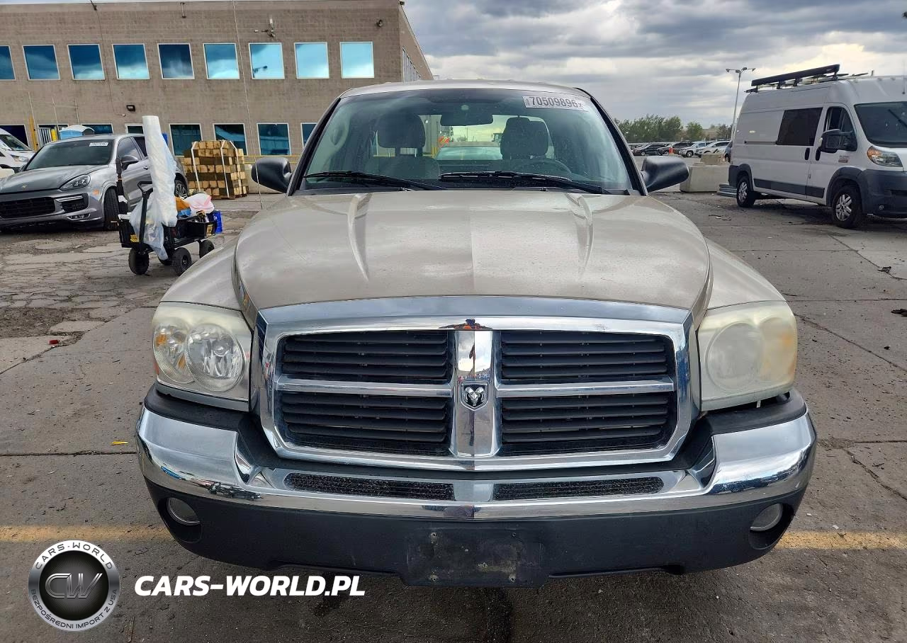 2005 Dodge Dakota Slt VIN:1D7HE42K75S314403 - 5