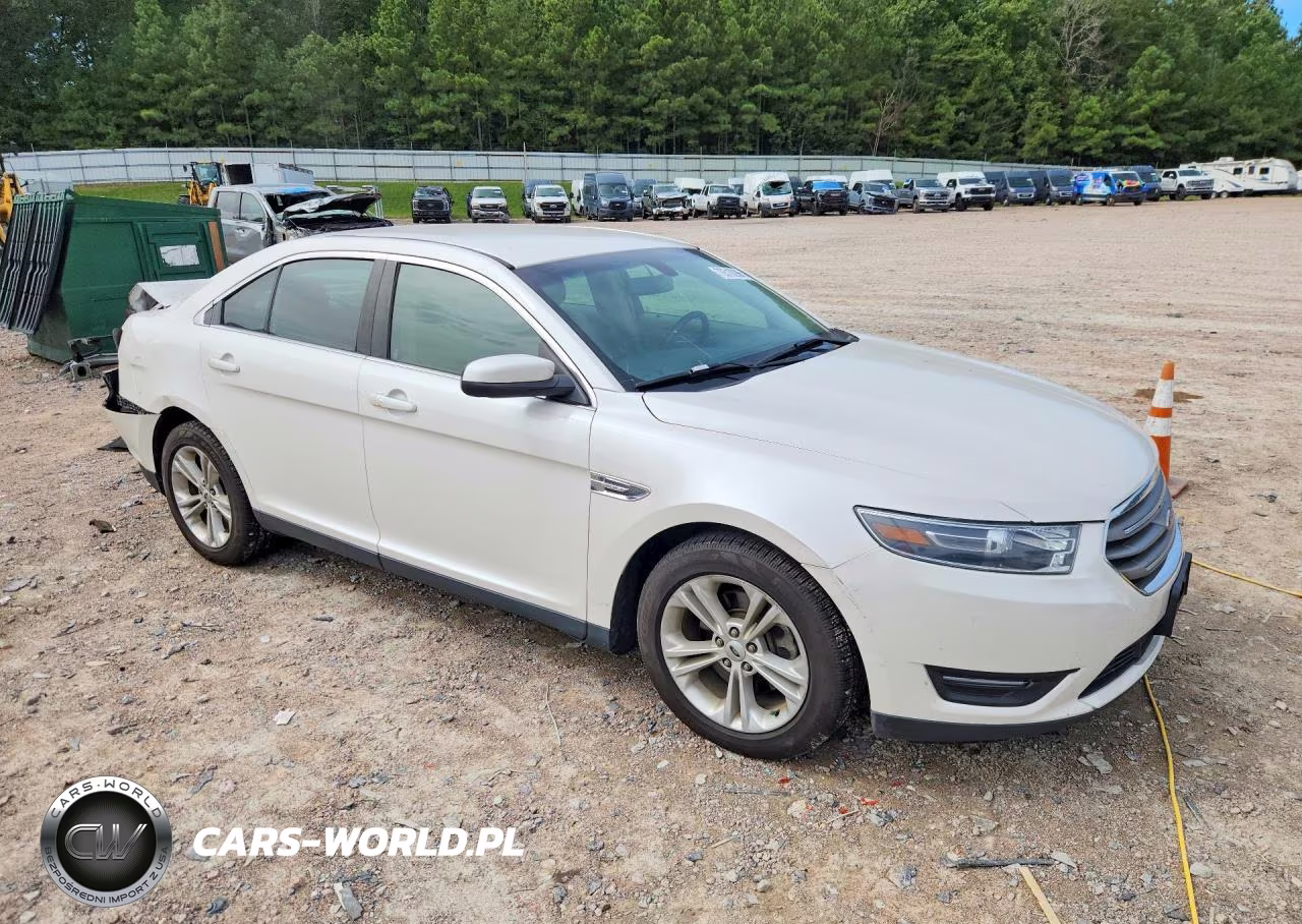 2017 Ford Taurus Sel VIN:1FAHP2E89HG146172 - 4
