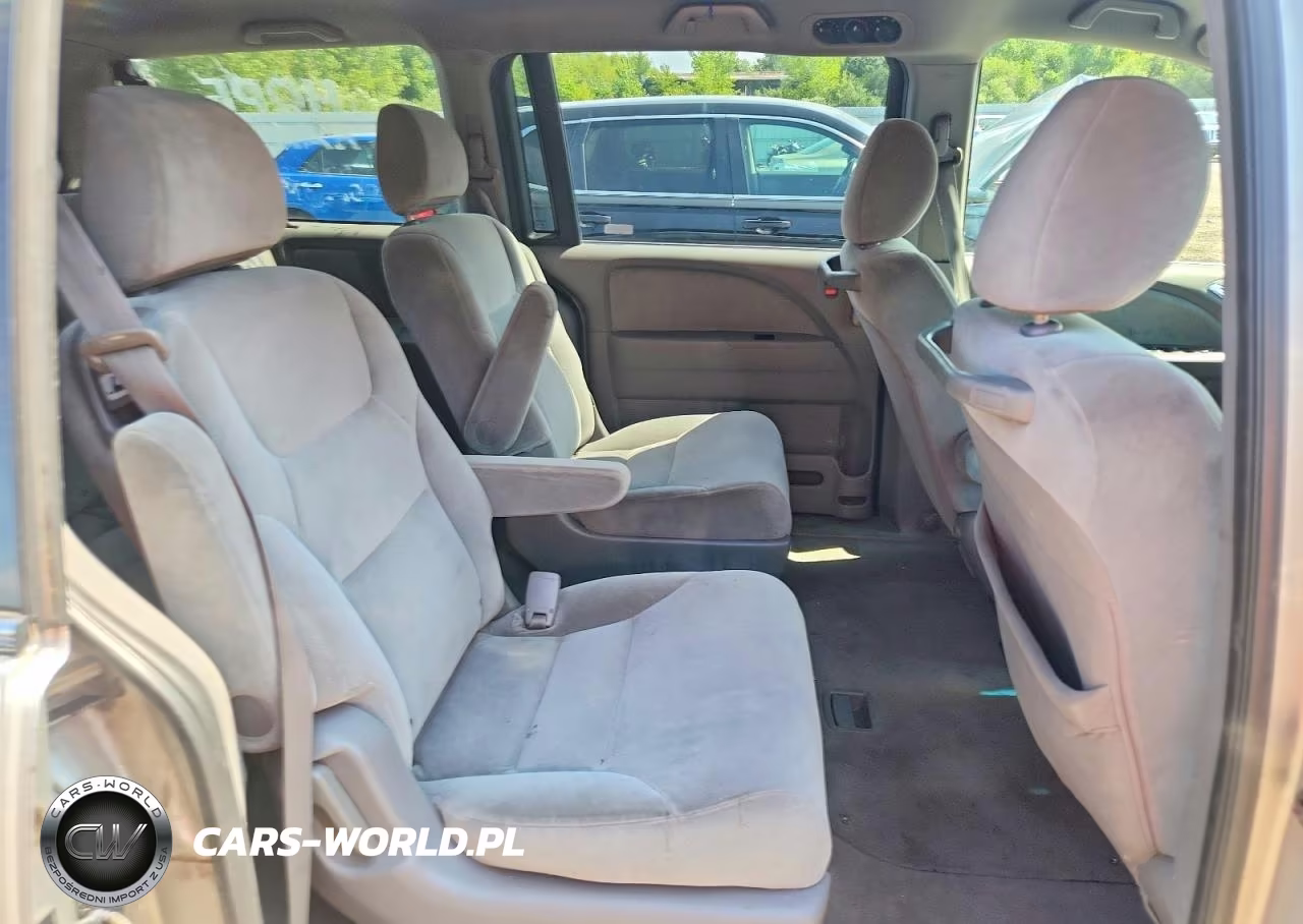 2008 Honda Odyssey Lx VIN:5FNRL382X8B047099 - 11