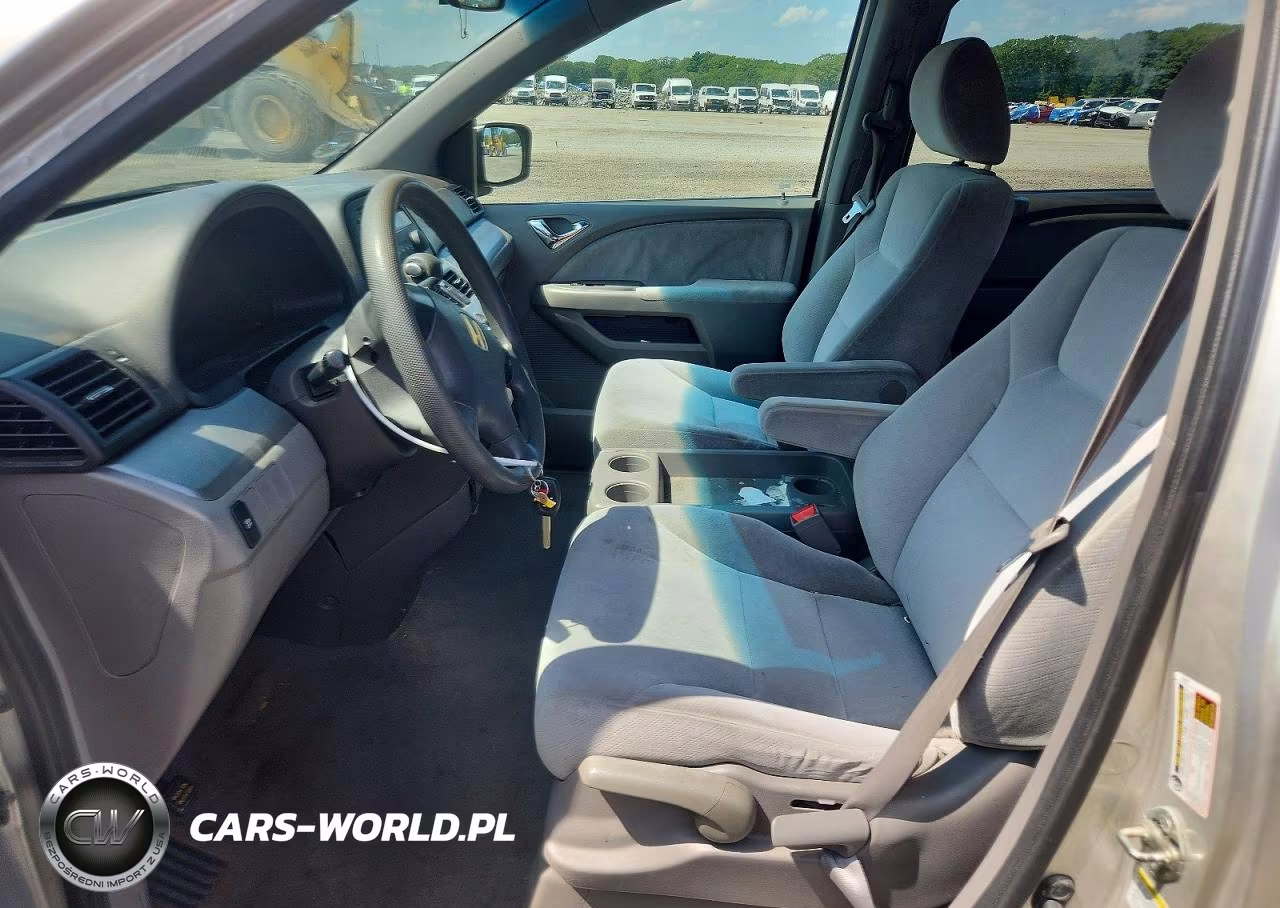 2008 Honda Odyssey Lx VIN:5FNRL382X8B047099 - 7