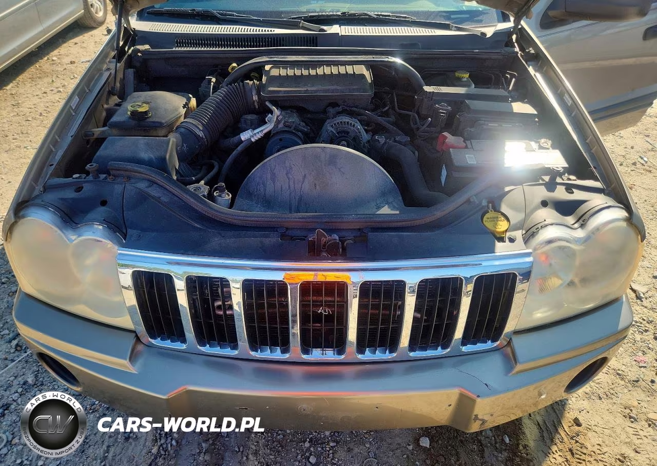 2005 Jeep Grand Cherokee Laredo VIN:1J8GR48K05C609587 - 12
