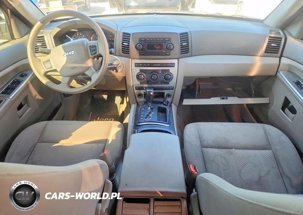 2005 Jeep Grand Cherokee Laredo VIN:1J8GR48K05C609587 - 8