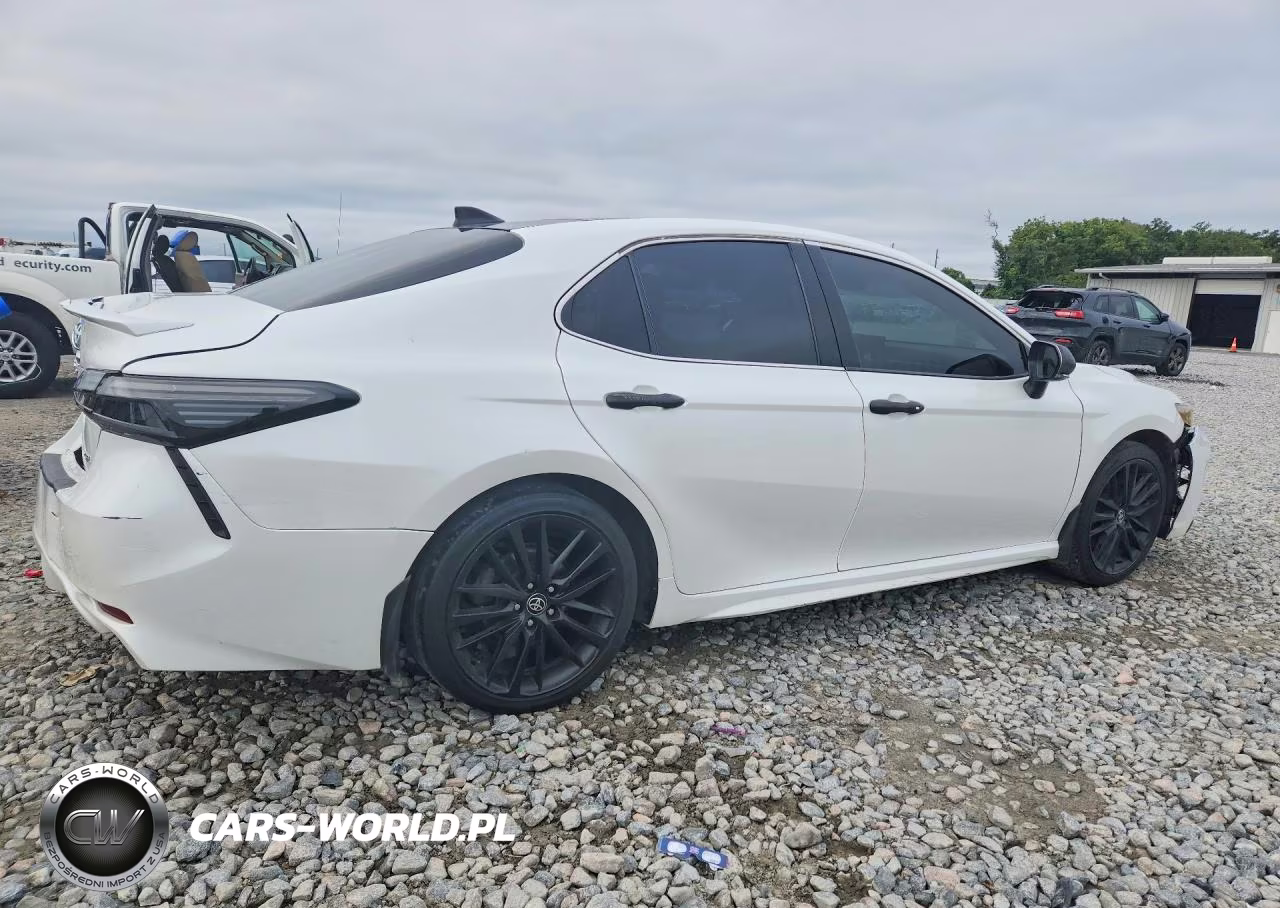 2022 Toyota Camry Xse VIN:4T1K61AKXNU024900 - 3