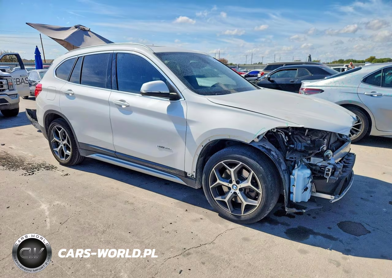 2017 BMW X1 Sdrive28I VIN:WBXHU7C32H5H37095 - 4