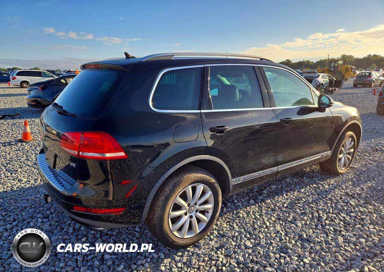 2011 Volkswagen Touareg V6 VIN:WVGFF9BP1BD001138 - 3