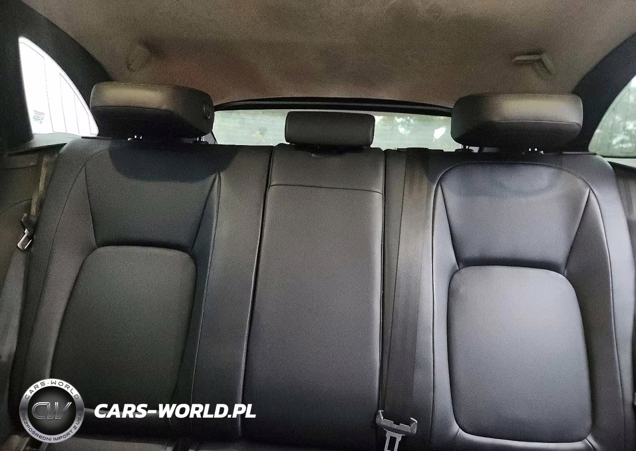 2019 Jaguar F-Pace Premium VIN:SADCJ2FX8KA365005 - 10