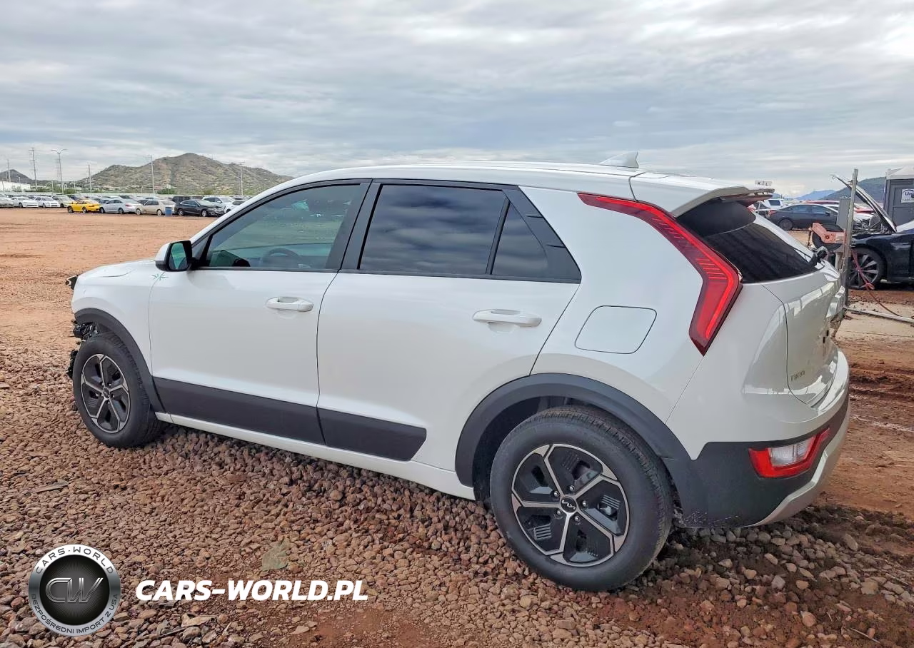 2026 Kia Niro Lx VIN:KNDCP3LE3T5371677 - 2