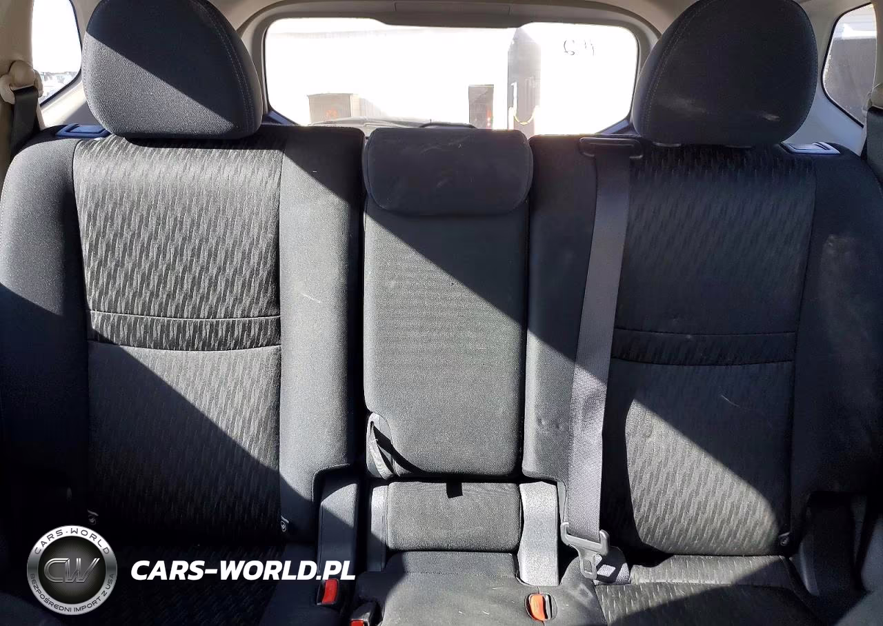 2017 Nissan Rogue S VIN:KNMAT2MT3HP574512 - 10