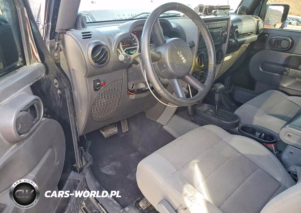 2007 Jeep Wrangler Rubicon VIN:1J4GA64177L120267 - 8