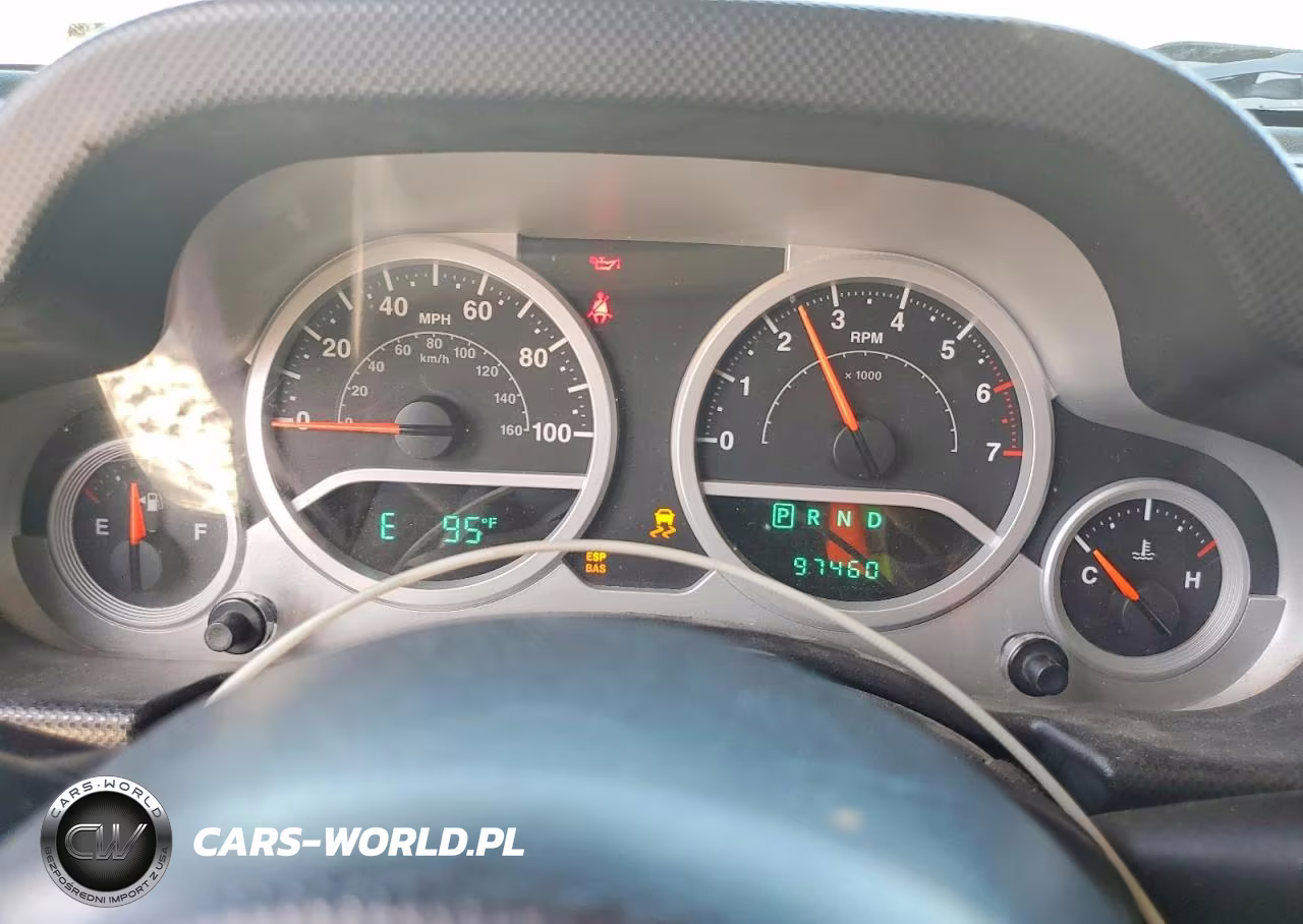 2007 Jeep Wrangler Rubicon VIN:1J4GA64177L120267 - 9