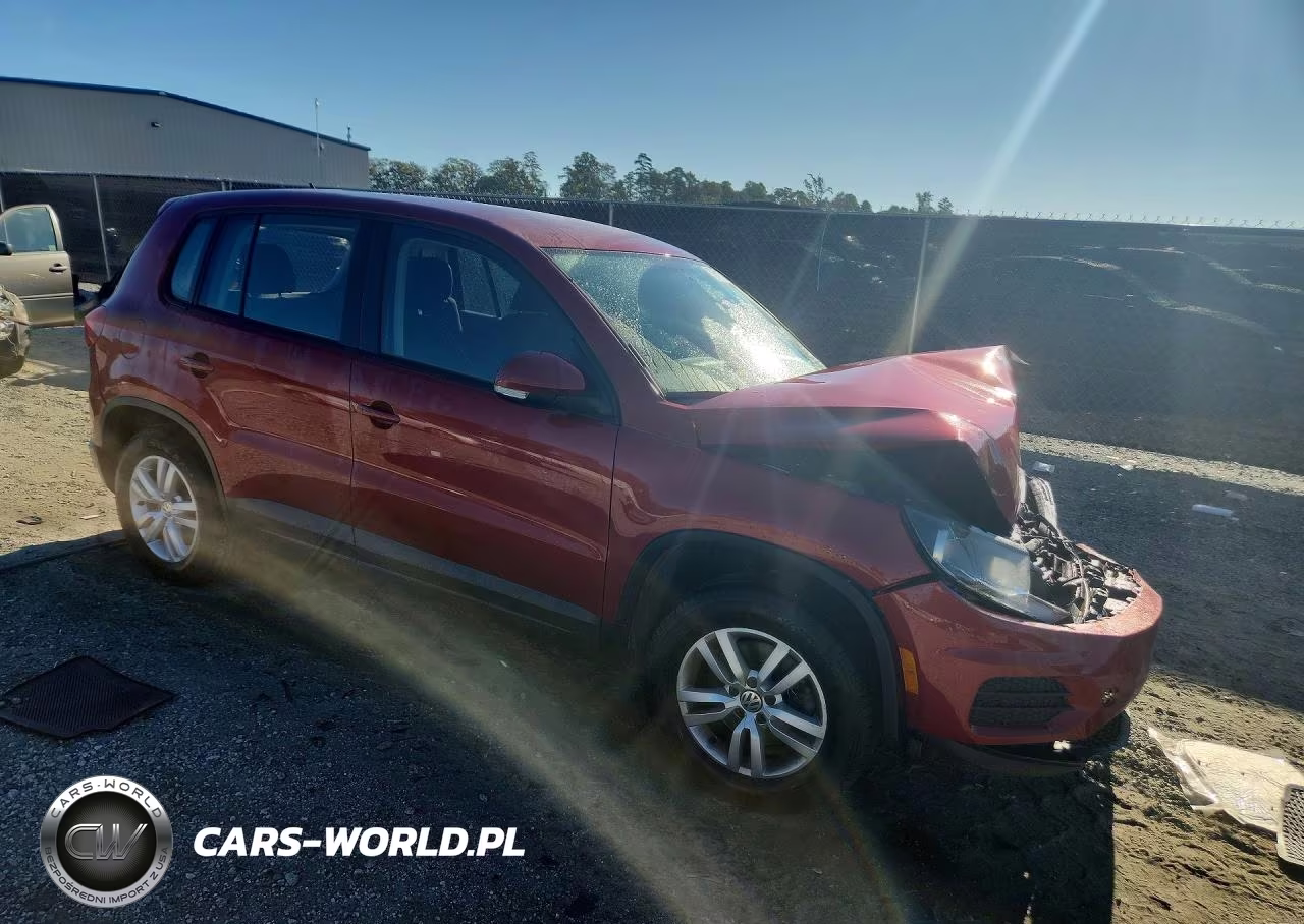 2014 Volkswagen Tiguan S VIN:WVGAV3AX7EW117741 - 4