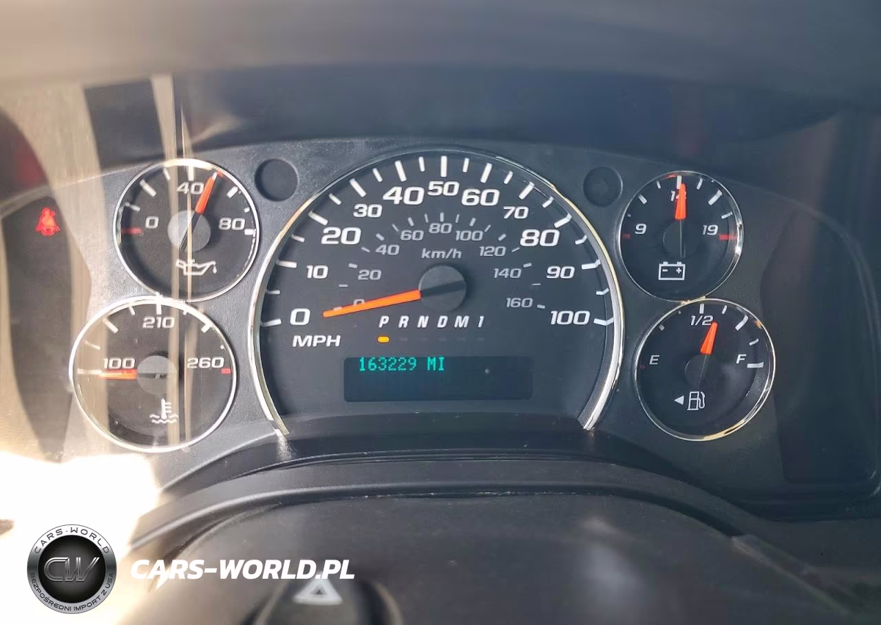 2016 Chevrolet Express G2500 VIN:1GCWGAFF0G1198185 - 9