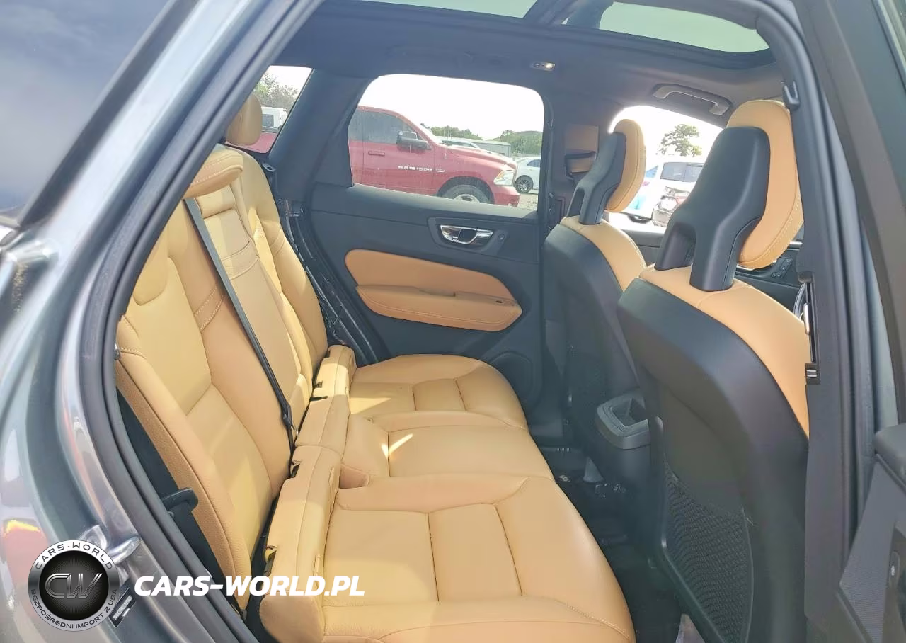 2018 Volvo Xc60 T6 Momentum VIN:YV4A22RK0J1091486 - 11