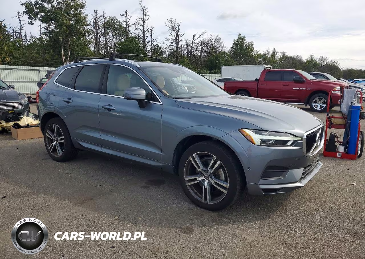 2018 Volvo Xc60 T6 Momentum VIN:YV4A22RK0J1091486 - 4