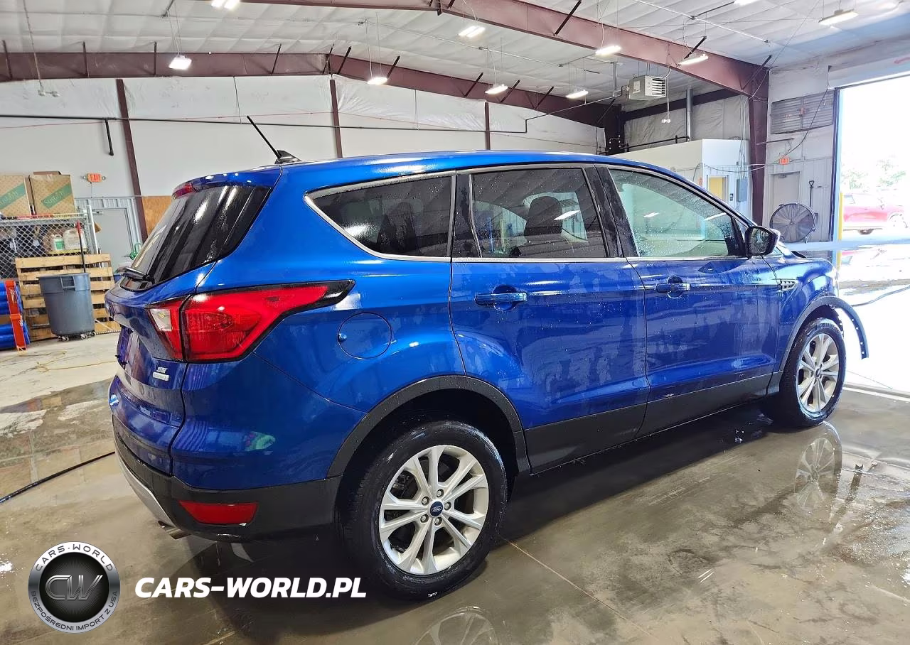 2019 Ford Escape Se VIN:1FMCU0GD6KUB78254 - 3