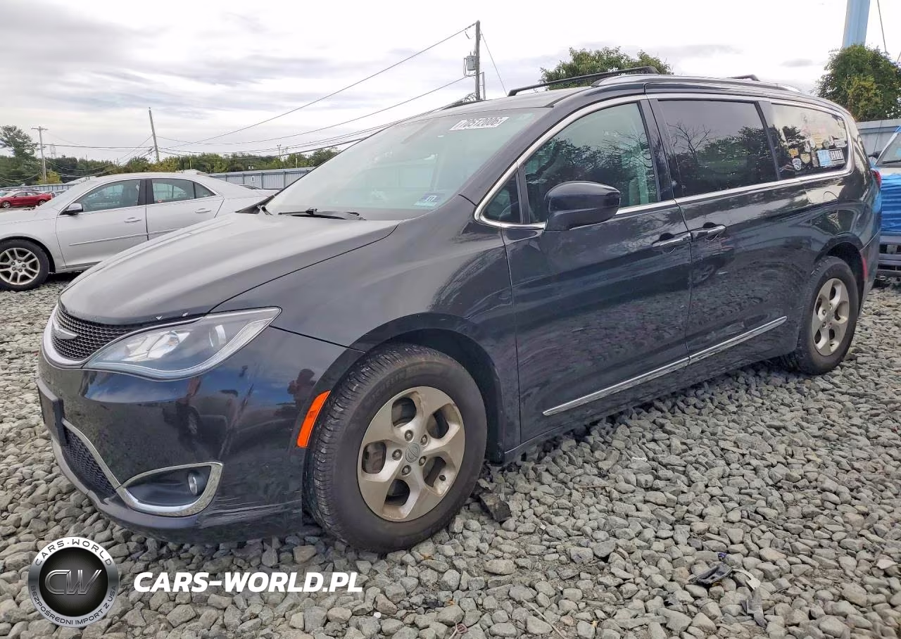 2017 Chrysler Pacifica Touring L Plus VIN:2C4RC1EG4HR736063 - 1