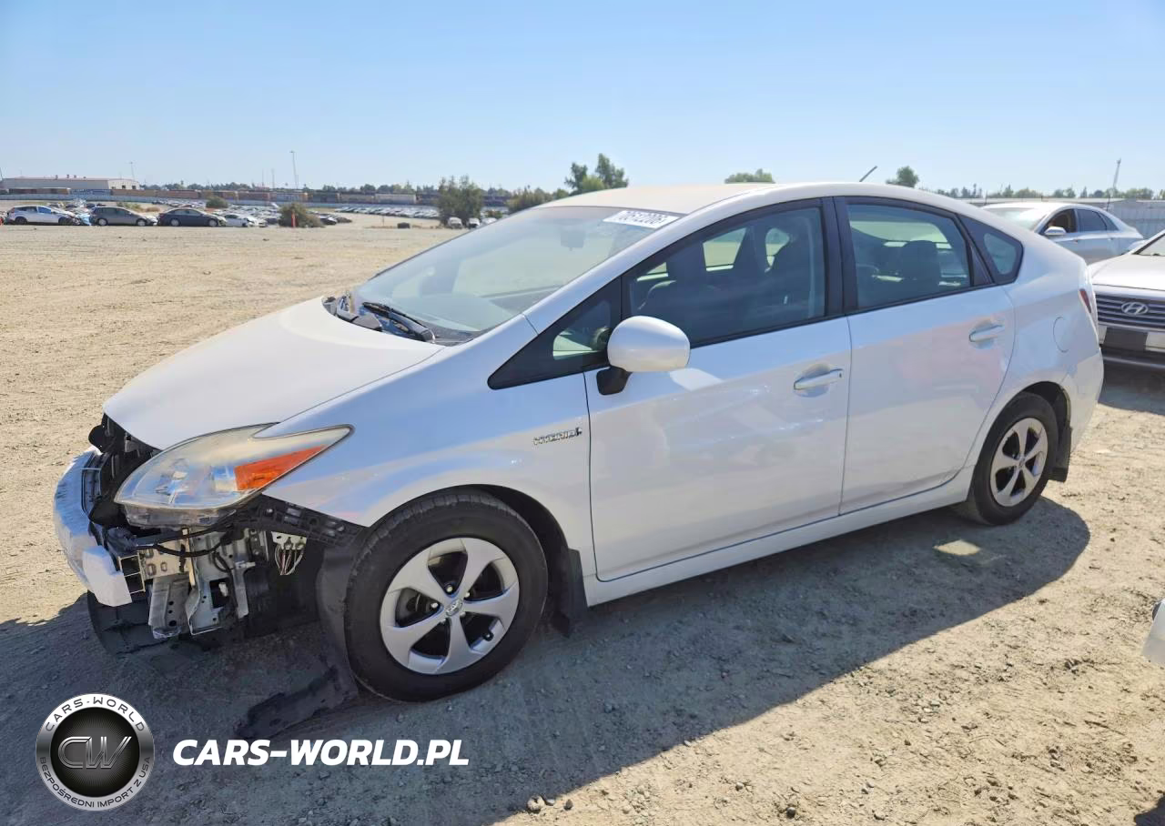 2013 Toyota Prius Three