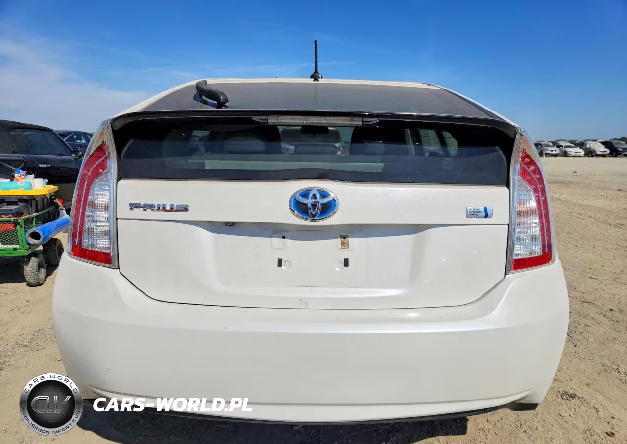 2013 Toyota Prius Three VIN:JTDKN3DU7D5658948 - 6